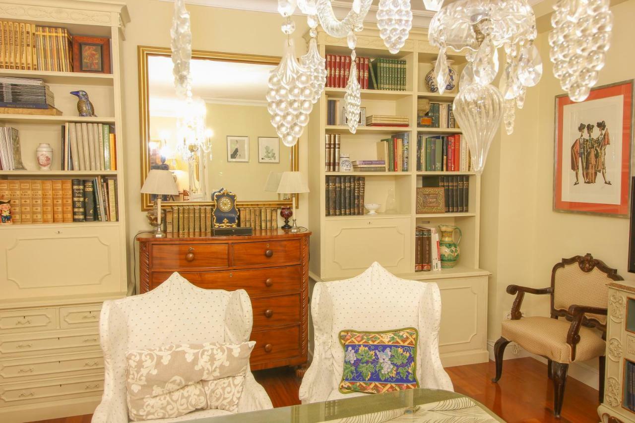 Apartamento La feria Apartment Sevilla Bagian luar foto
