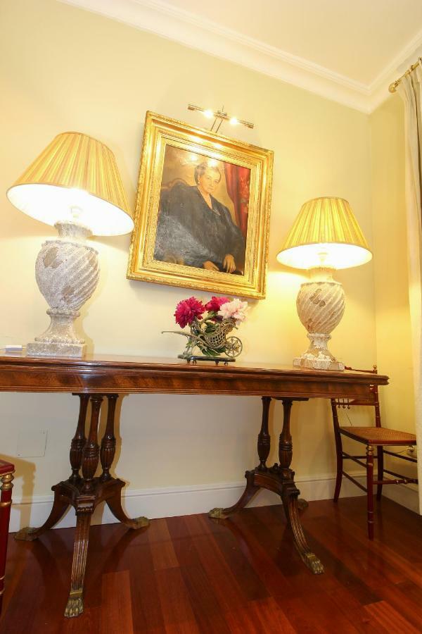 Apartamento La feria Apartment Sevilla Bagian luar foto
