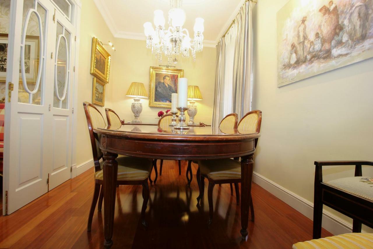 Apartamento La feria Apartment Sevilla Bagian luar foto