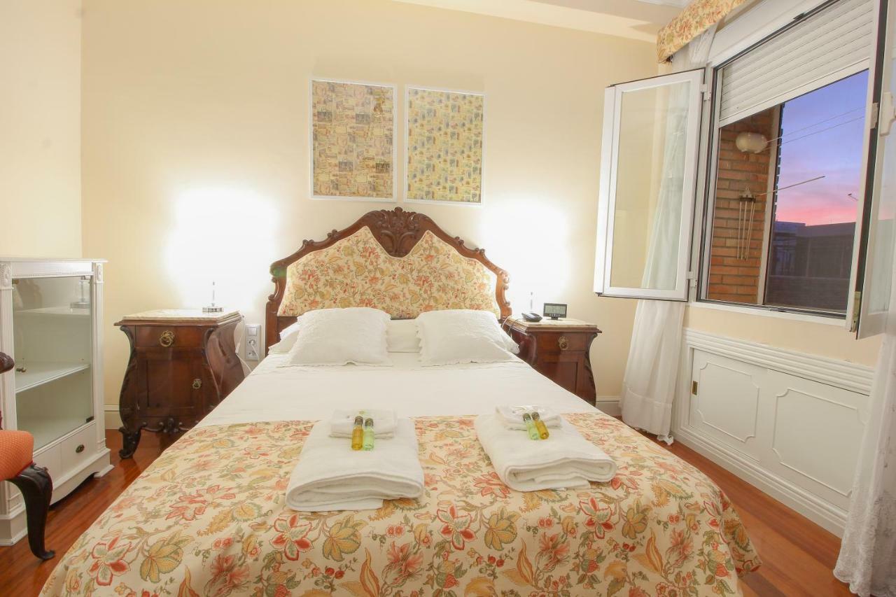 Apartamento La feria Apartment Sevilla Bagian luar foto